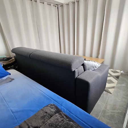 Bienvenue Chez Alain Et Marie Apartment อองทีบส์ ภายนอก รูปภาพ
