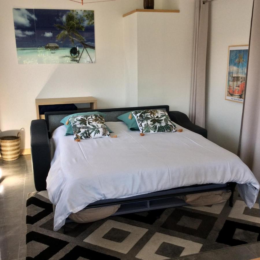Bienvenue Chez Alain Et Marie Apartment อองทีบส์ ภายนอก รูปภาพ