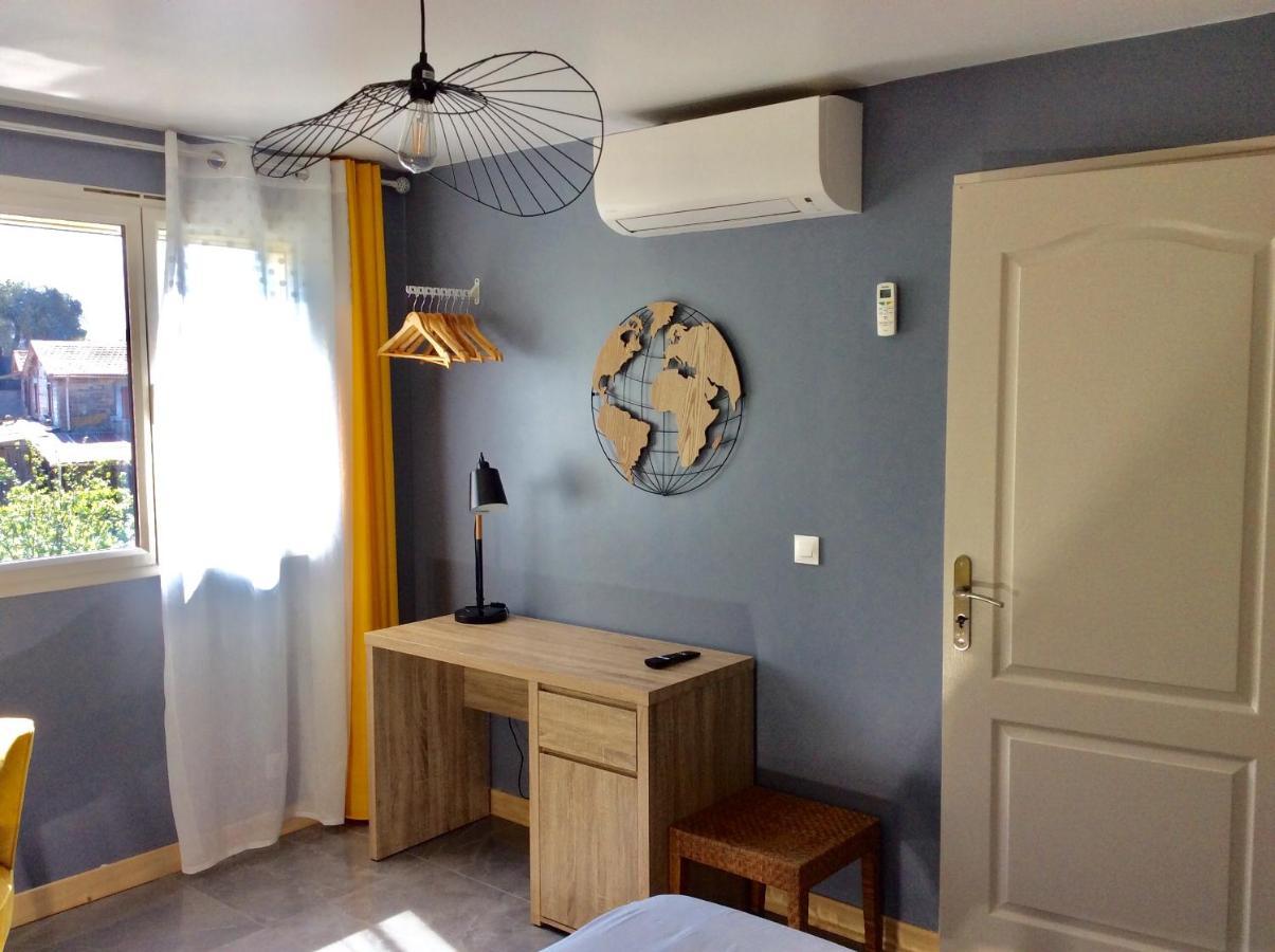 Bienvenue Chez Alain Et Marie Apartment อองทีบส์ ภายนอก รูปภาพ