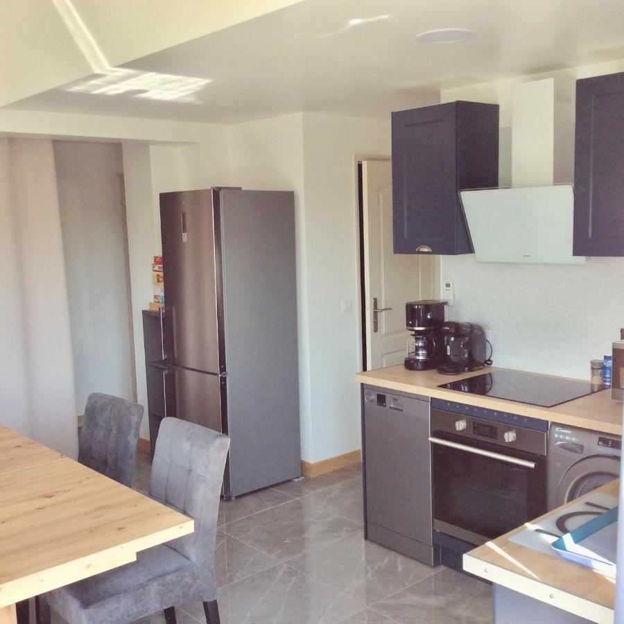 Bienvenue Chez Alain Et Marie Apartment อองทีบส์ ภายนอก รูปภาพ
